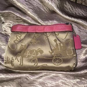 Coach wristlet.            B35